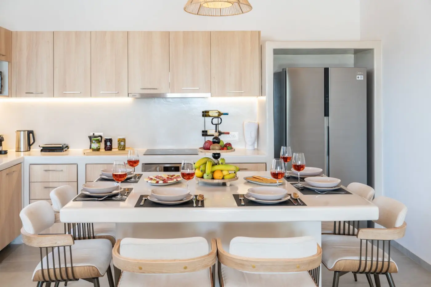 Villa Marku kitchen and dining area